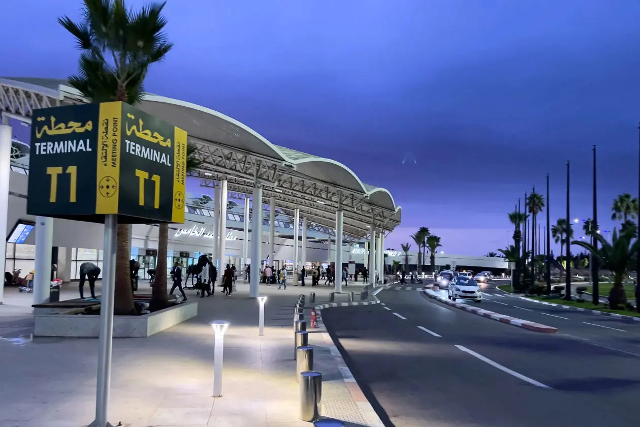 Private Transfer From Marrakech Hotel (Any) to Casablanca Airport (CMN)