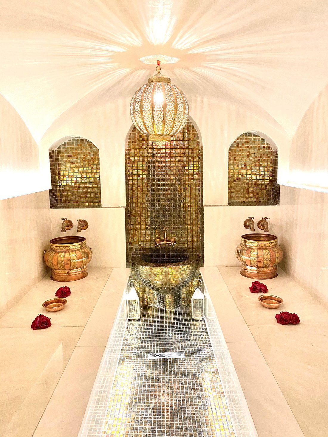 Casablanca Cultural Immersion City Tour – Traditional Hammam Spa, Hassan II Mosque with Authentic Dinner & Show