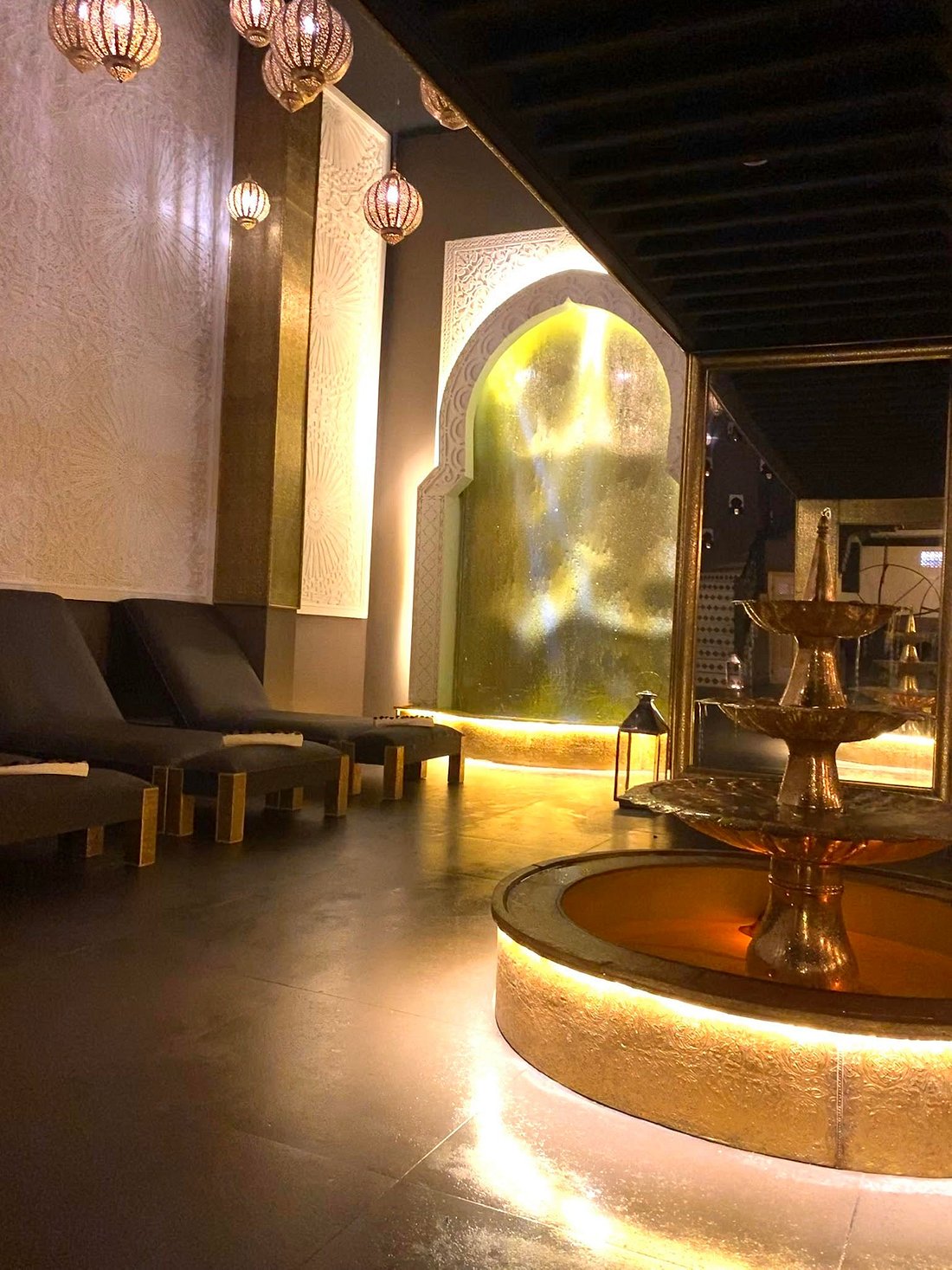 Casablanca Cultural Immersion City Tour – Traditional Hammam Spa, Hassan II Mosque with Authentic Dinner & Show