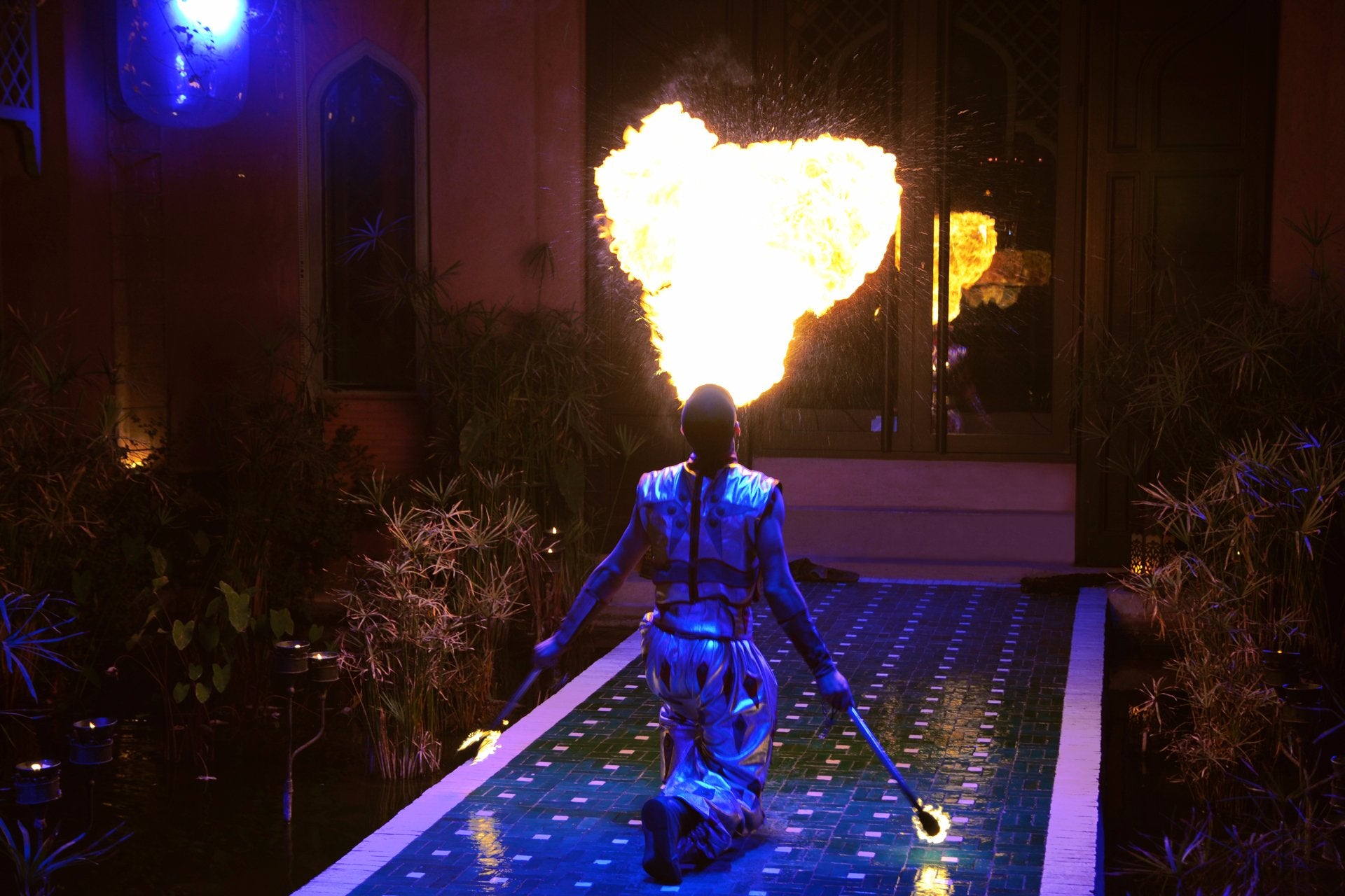 Casablanca Cultural Immersion City Tour – Traditional Hammam Spa, Hassan II Mosque with Authentic Dinner & Show