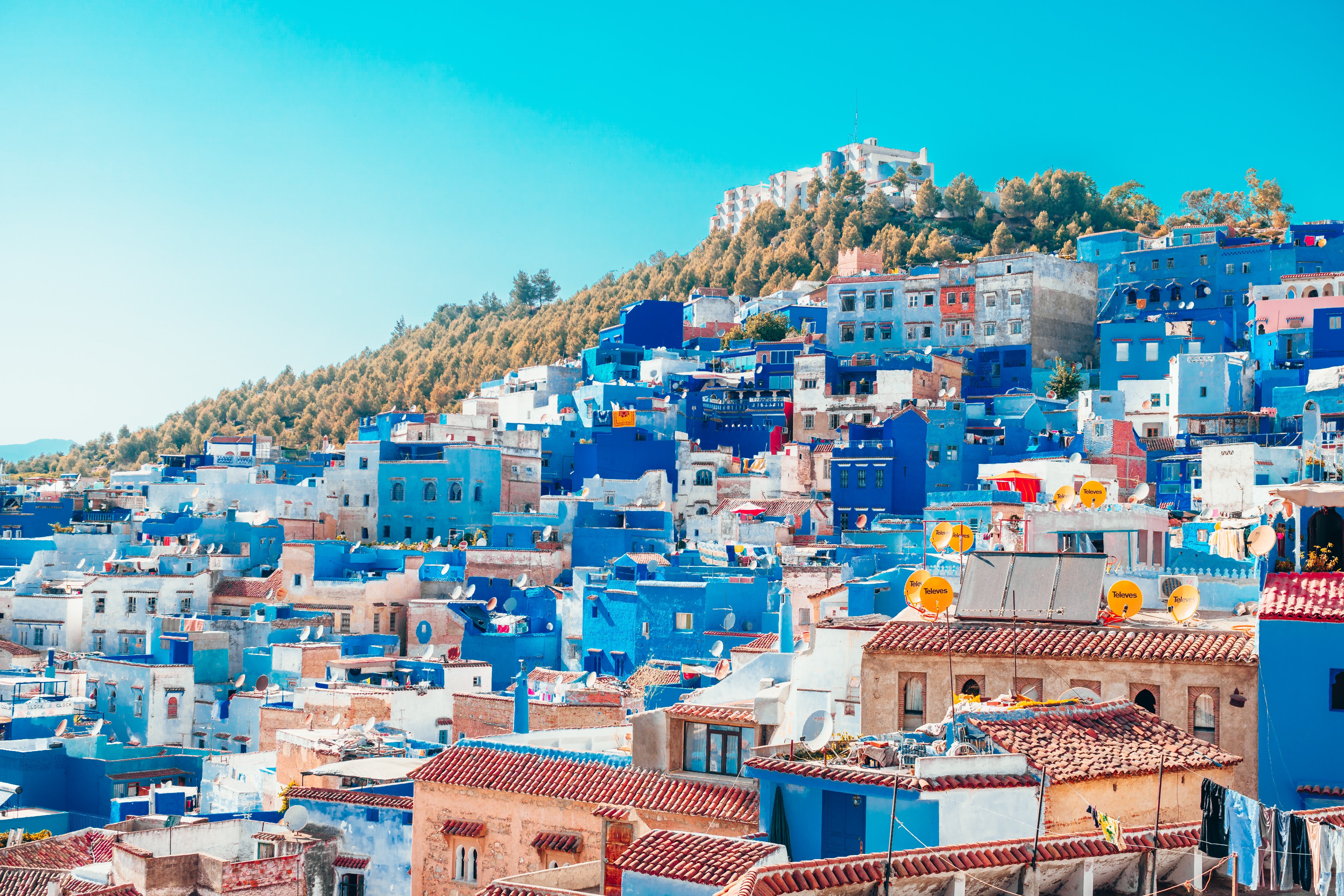 Hidden Blue City: Overnight Escape to Chefchaouen from Marrakech