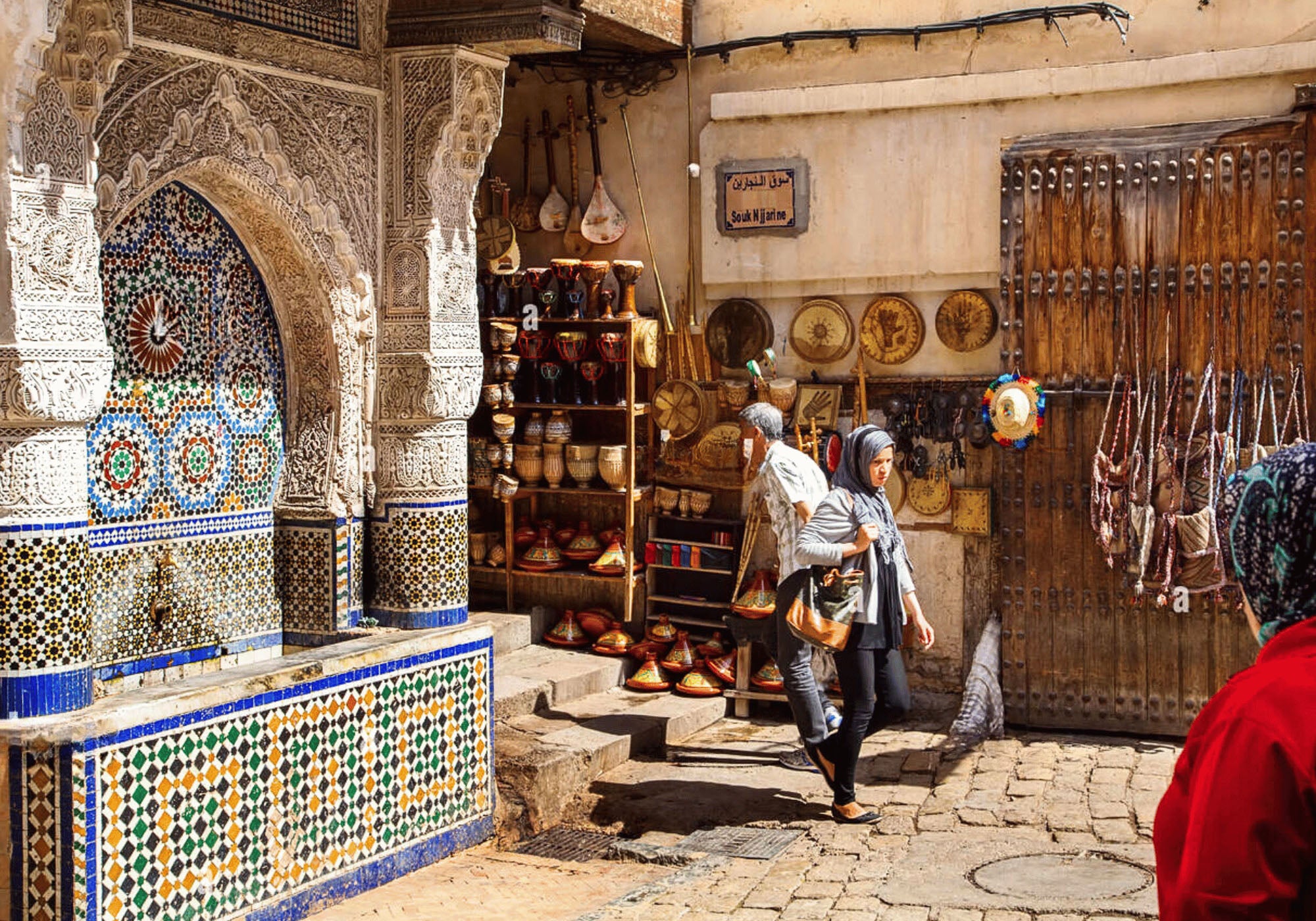 Private Transfer From Marrakech Airport (RAK) to Fes Hotel (Any)