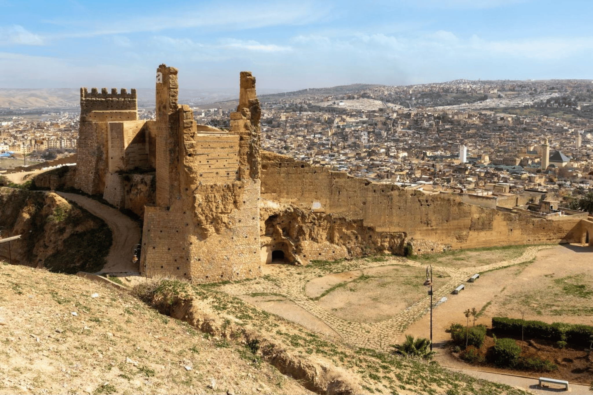 All Inclusive 2-Day Heritage Tour to Fes, Volubilis Roman Ruins & Moulay Idriss from Casablanca