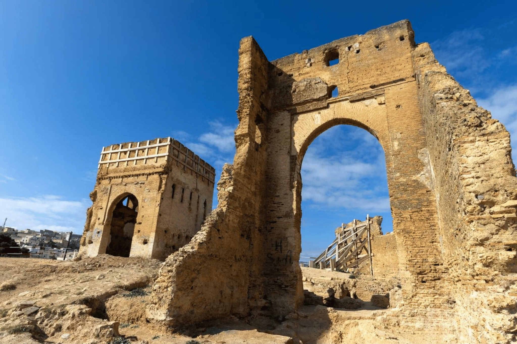 All Inclusive 2-Day Heritage Tour to Fes, Volubilis Roman Ruins & Moulay Idriss from Casablanca